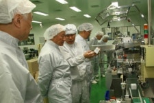 약학계 원로들, 광동제약 한방 GMP 설비 호평