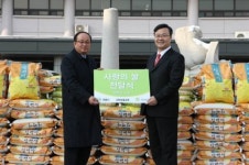 의왕시 고천 성결교회로부터 사랑의 쌀 전달받아