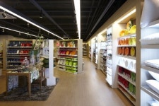 생활용품 업체 크게 더 크게…매장 확대 경쟁