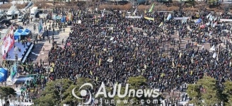 여의도 문화공원 가득 메운 택시 운전자들