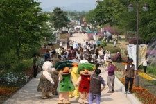 연천전곡리 구석기인들이 다가오고 있다