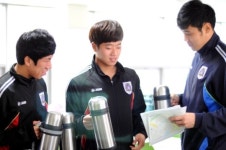 FC안양 가정의달 맞아 배식봉사