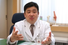  “십자인대 재활치료 세계적”- 김진구 인제대 서울백병원 정형외과 교수