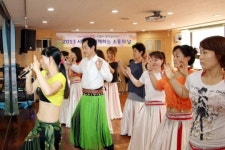 안병용 의정부시장, ‘온 몸으로 소통한다’..밸리댄스교실 참석