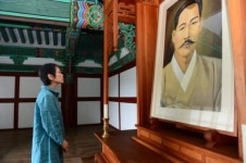 한 일본인의 백야(김좌진 장군 호)생가 방문 ‘화제’