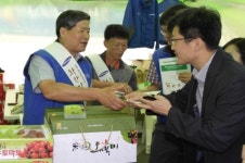 손석원 삼성토탈 사장, 추석 특산물 팔며 농촌돕기 나서