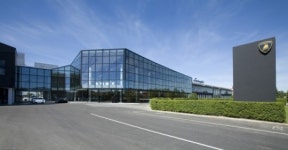 <카브랜드 이야기_16> 성난 황소처럼 달려온 슈퍼카 람보르기니