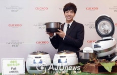 [포토] 이승기, 쿠쿠 광고모델 발탁!