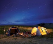 별빛 쏟아지는 가을밤, 낭만 가득한 무비 글램핑