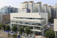 BMW 코리아, 영등포 전시장·서비스 센터 오픈… 서울 최대 규모