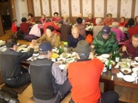 ‘훈장골식당’, 경로당 어르신에 식사 대접
