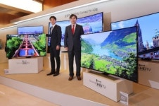 삼성전자, 커브드 UHD TV 국내 첫 출시