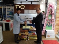 인천 남동구 아이원안경점, 개업축하 백미, 불우이웃돕기로 기부