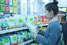 홈시어터족 늘자 팝콘 편의점 인기 스낵 자리매김