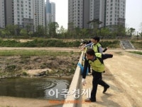 고양시, 창릉천 정화봉사단 깨끗한 마을하천 만들기 실시