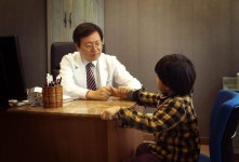 만성 복합 틱장애는 인체의 승강시스템 회복으로 치료가 된다.