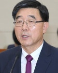 이기권 고용부 장관 모든 정책 일자리 중심으로 추진