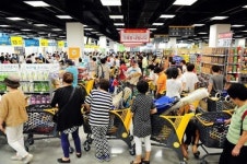 이마트, 바캉스와 추석 사이 생필품 최대 50% 할인