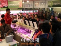 펄쩍뛰는 한우 진해본점 오픈 기념 축제 성료