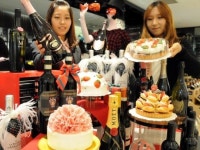 부산지역 롯데백화점, 25일까지 연말 상품행사 펼쳐