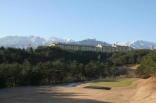 [골프계] 플라자·골든베이골프장, 동반 자녀에게 그린피 무료 혜택