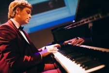 글로벌 피아니스트 스티브 바라캇, 내한 20주년 기념 콘서트 개최