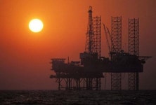 "미국 굴착장비 투자를 줄인다" 국제유가 WTI  8% 급등이어 또 2.8% 올라