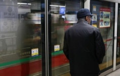 신분당선 정자역, 고무 타는 냄새로 운행 중단…현재는 정상