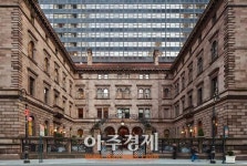 롯데호텔 글로벌 영역 확대…뉴욕의 상징 더 뉴욕 팰리스 호텔’ 8930억원에 인수