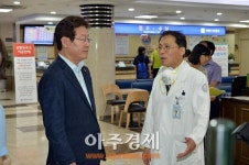 [포토] 성남중앙병원 방문한 이재명 성남시장