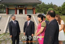 추궈홍 주한 중국대사, 영암 왕인박사유적지 방문