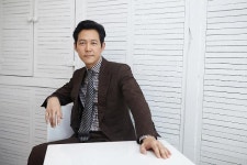 [인터뷰] ‘암살’ 이정재 “20대부터 60대까지 연기…꼭 해보고 싶었다”