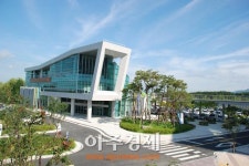 완주군립 중앙도서관, 웹툰창작체험관조성 공모 선정