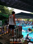 충남도, 찜통더위 금강자연휴양림 물놀이장 ‘북적’