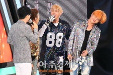 [AJU포토] 함께 하자는 말에 빵 터진 광희와 지드래곤 (무한도전 영동고속도로 가요제)