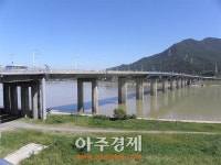 하남시 팔당대교 20년 만에 재정비