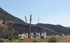 전북 최초 사장교 ‘대덕2교’ 웅장한 모습 드러내
