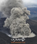 [AJU TV] 일본 아소산 분화 현장영상, 상공 2km 연기에 앞이 보이지 않는 아비규환