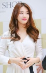 [AJU포토] 수지, 팬들 만나기 위해 더 화사하게 입고 왔어요~ (더페이스샵 수지 팬사인회)