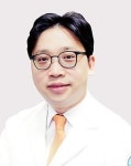 (건강컬럼)다시 돌아온 스키의 계절 ‘십자인대파열’ 주의…스마튼병원  관절센터 전성수 원장