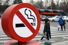 흡연권도 챙긴다…서울 지하철역 주변 흡연구역 설치