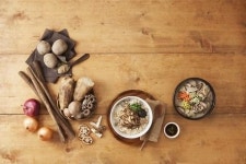 인기 드라마에 등장하는 개성 만점 카페 공간