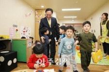 안양시 전국 첫 민간어린이집 준공영화 본격화