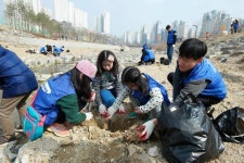 삼성전자, ‘세계 물의 날’ 동탄 2신도시에서 봉사활동 펼쳐