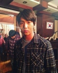 B1A4 바로, 싸이코패스 포스 풍기며 드라마 국수의 신 촬영 중 찰칵!