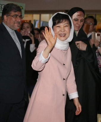 박근혜 대통령, 하메네이 이란 최고지도자와 첫 면담…