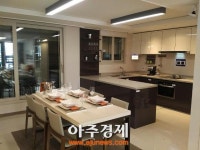 [영상] 신영, ‘평택 비전 지웰 푸르지오’…주부마음 사로잡는 ‘통창문’ 주방설계로 ‘주목’