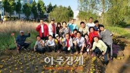 안양시 관양2동 주민과 함께 사랑의 꽃밭 조성
