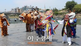 밀양 무안용호놀이, 밀양아리랑대축제서 웅장한 무대 선봬