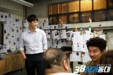 [금토드라마 예고] 38 사기동대 7회 독한 체납자 김홍파 등장으로 대원들 난관